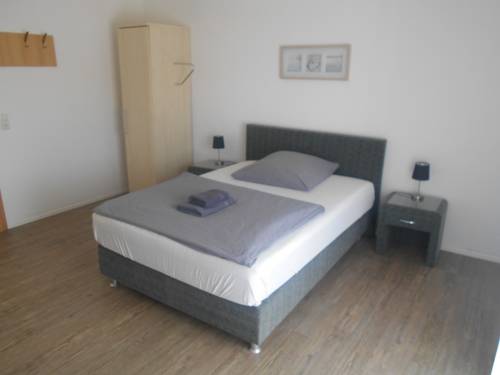 Imagen de la habitación del Hotel Sonnenhof, Sindelfingen. Foto 4