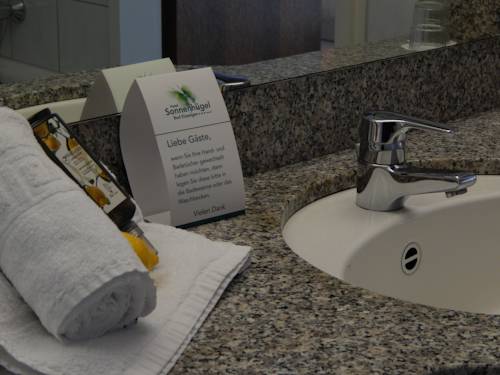 Imagen de la habitación del Hotel Sonnenh&uuml;gel. Foto 9