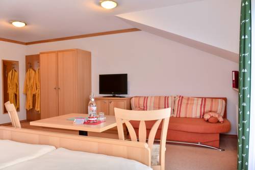 Imagen de la habitación del Hotel Sonnfeld. Foto 9