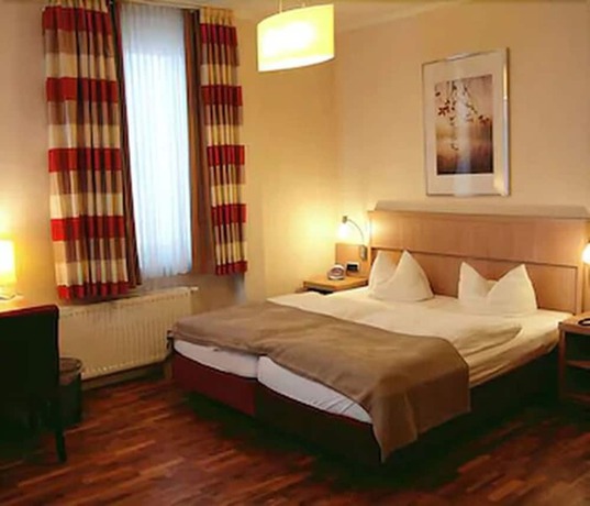 Imagen de la habitación del Hotel Sprenz. Foto 7