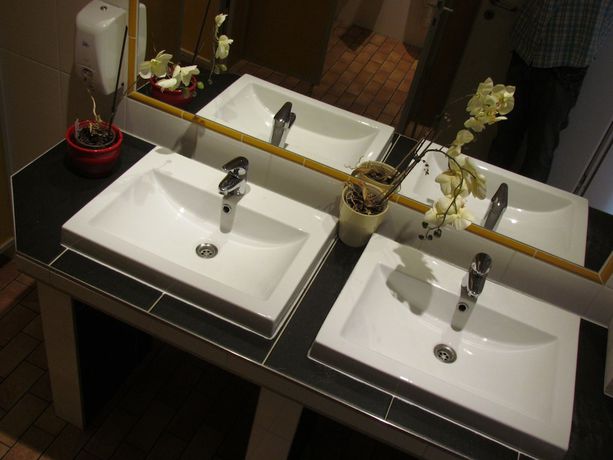 Imagen de los interiores del Hotel Stadt Mainz. Foto 17