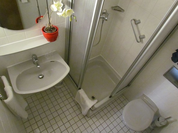 Imagen de la habitación del Hotel Stadt Mainz. Foto 15