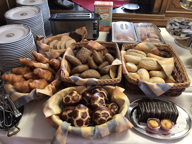 Imagen del bar/restaurante del Hotel Stadt Munster. Foto 5