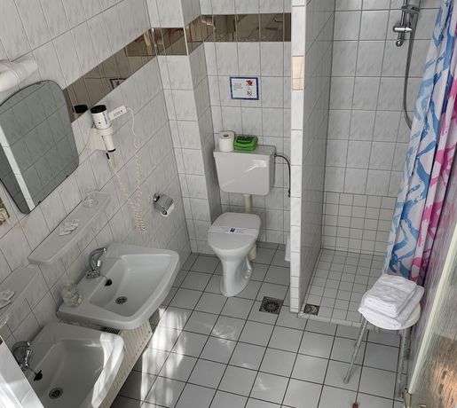 Imagen de la habitación del Hotel Stadthalle Stolberg. Foto 8
