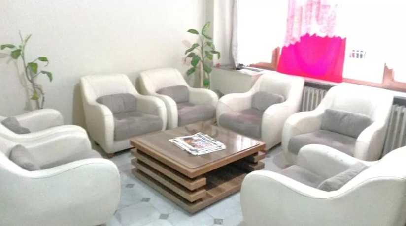 Imagen de los interiores del Hotel Star. Foto 17