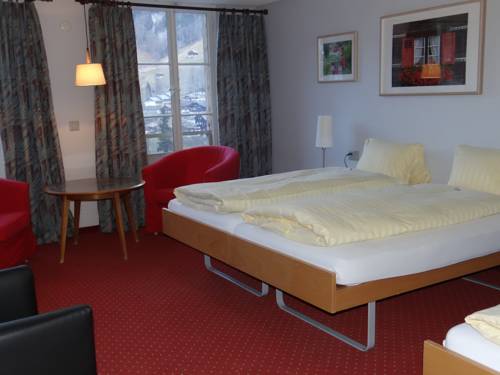 Imagen de la habitación del Hotel Staubbach. Foto 7