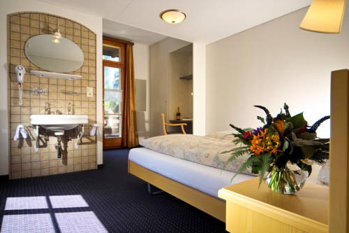 Imagen de la habitación del Hotel Staubbach. Foto 14