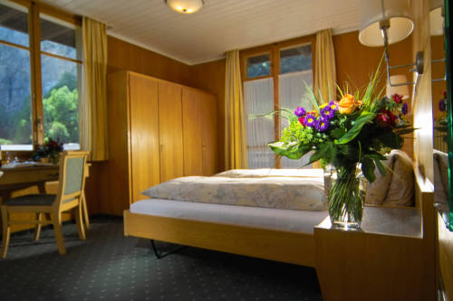 Imagen de la habitación del Hotel Staubbach. Foto 16