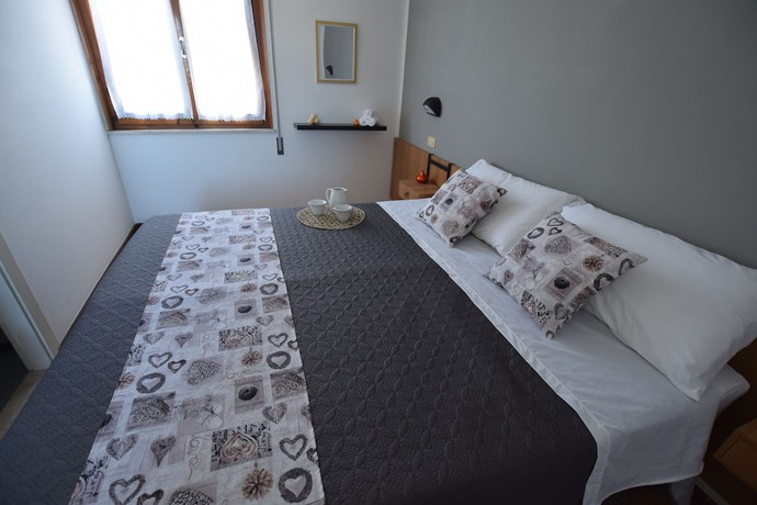 Imagen de la habitación del Hotel Stefania. Foto 4