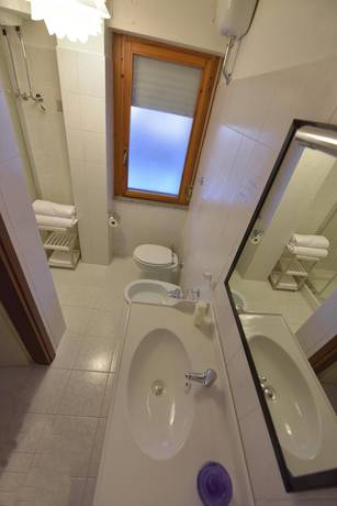 Imagen de la habitación del Hotel Stella Marina. Foto 12