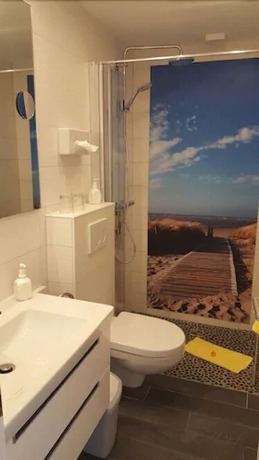 Imagen de la habitación del Hotel Strandhalle. Foto 9