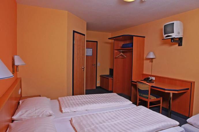 Imagen de la habitación del Hotel Strohofer. Foto 7