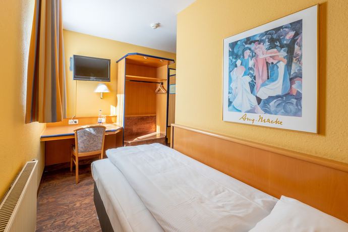 Imagen de la habitación del Hotel Strohofer. Foto 17