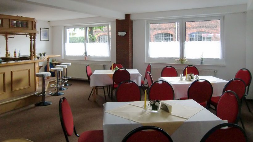 Imagen del bar/restaurante del Hotel Sturm. Foto 6