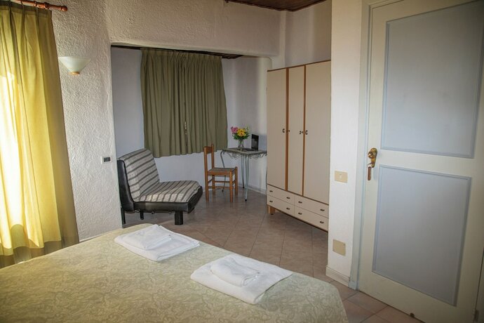 Imagen general del Hotel Sunset Green Ischia. Foto 4