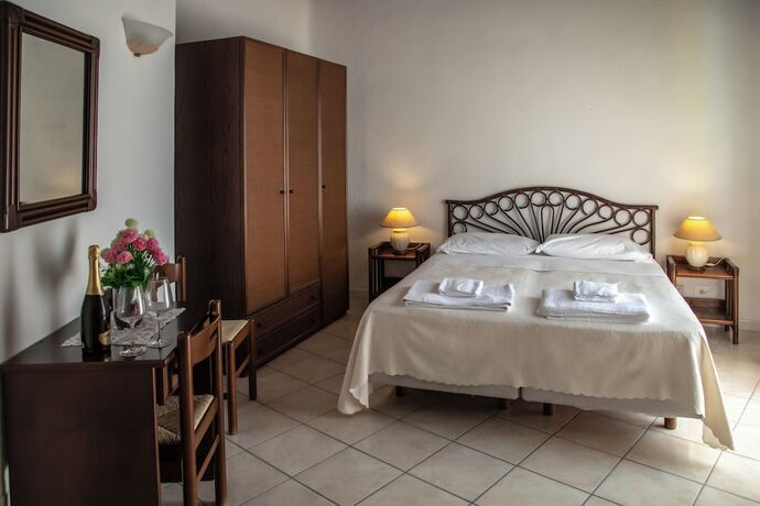 Imagen de la habitación del Hotel Sunset Green Ischia. Foto 20