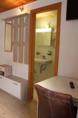 Imagen de la habitación del Hotel Suretta. Foto 8