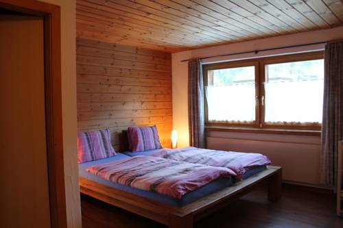 Imagen de la habitación del Hotel Suretta. Foto 16