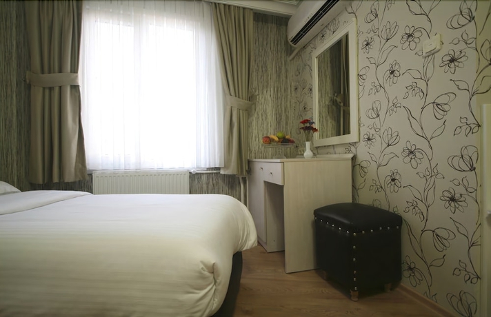 Imagen de la habitación del Hotel Sureyya. Foto 4