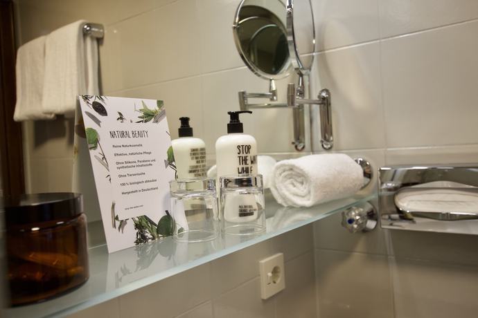 Imagen de la habitación del Hotel Tari. Foto 7