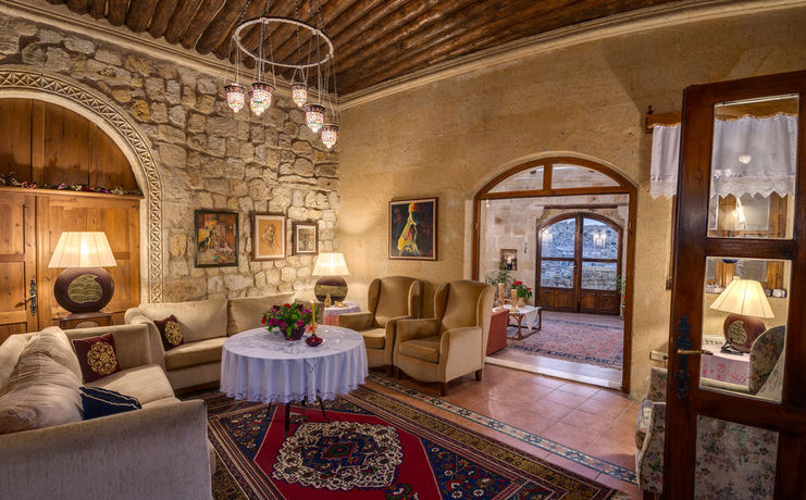 Imagen de los interiores del Hotel Temenni Evi. Foto 14