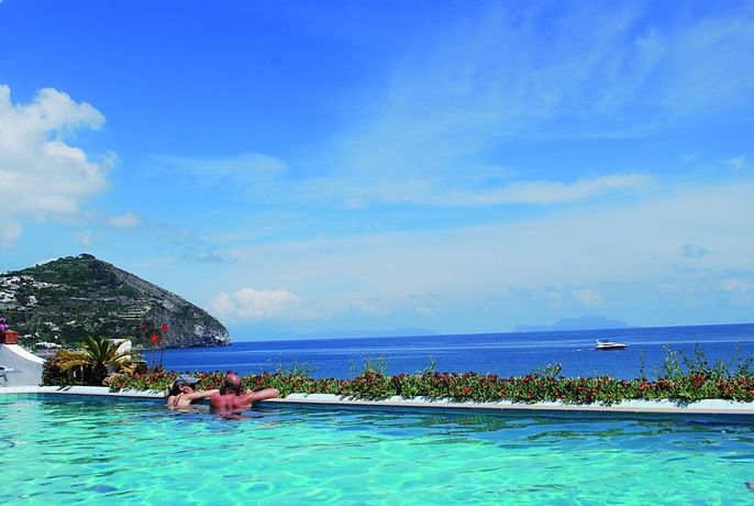 Imagen de la piscina del Hotel Terme Casa Rosa. Foto 9