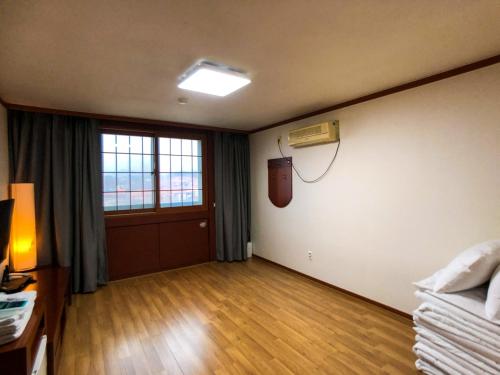 Imagen general del Hotel Terramar. Foto 7