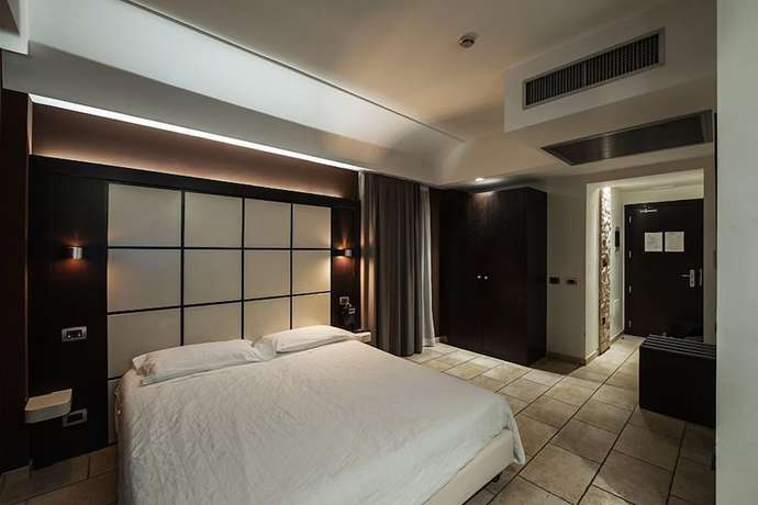 Imagen de la habitación del Hotel Testani Frosinone. Foto 17