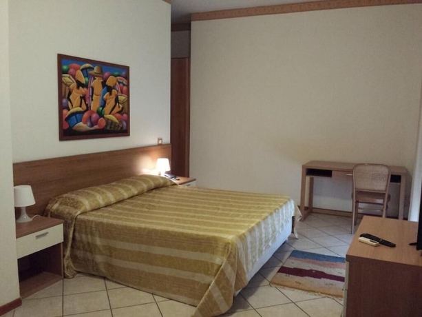 Imagen de la habitación del Hotel Thair&egrave; Resort. Foto 7