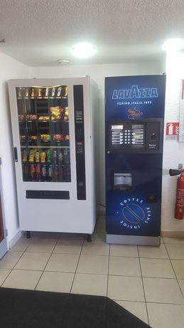 Imagen de los interiores del Hotel Thania. Foto 18