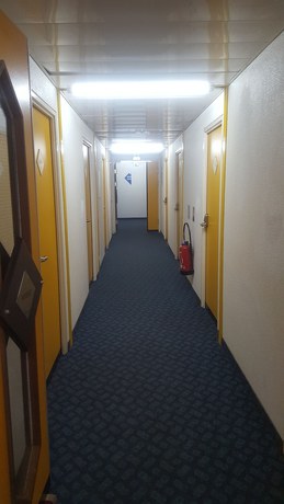 Imagen de los exteriores del Hotel Thania. Foto 17