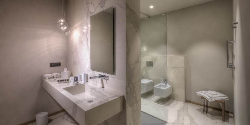 Imagen de la habitación del Hotel The Cube. Foto 4