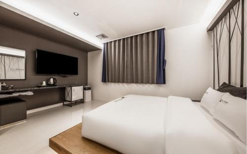 Imagen general del Hotel The Ocean. Foto 5