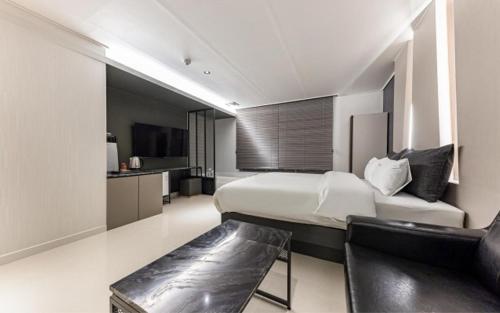 Imagen general del Hotel The Ocean. Foto 11