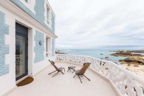 Imagen de la habitación del Hotel The Originals De La Mer (ex Relais Du Silenc. Foto 8