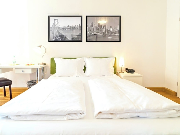 Imagen de la habitación del Hotel The Square. Foto 5