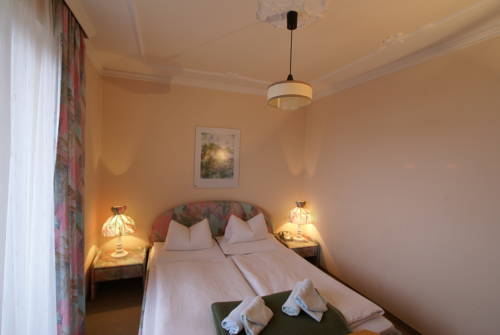 Imagen de la habitación del Hotel Thier. Foto 4