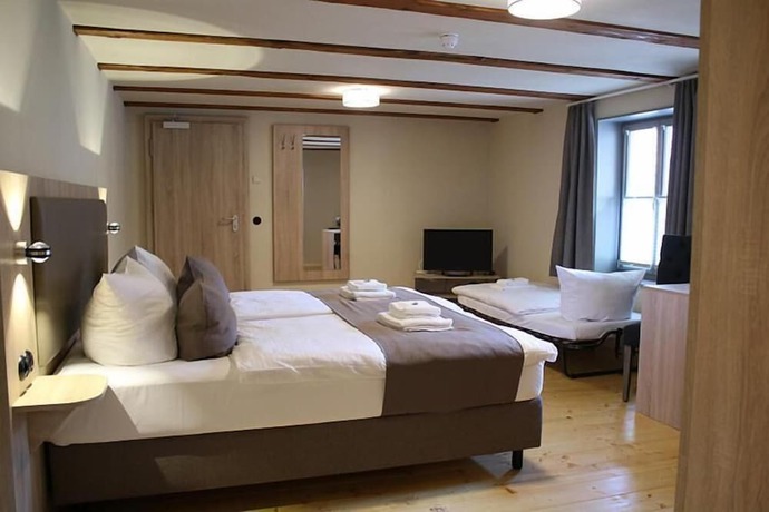 Imagen de la habitación del Hotel Tilia. Foto 6