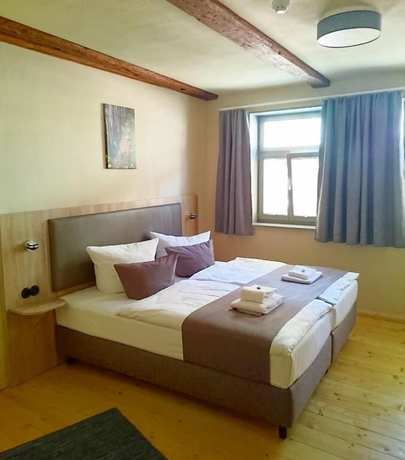 Imagen de la habitación del Hotel Tilia. Foto 8