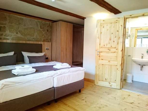 Imagen de la habitación del Hotel Tilia. Foto 10