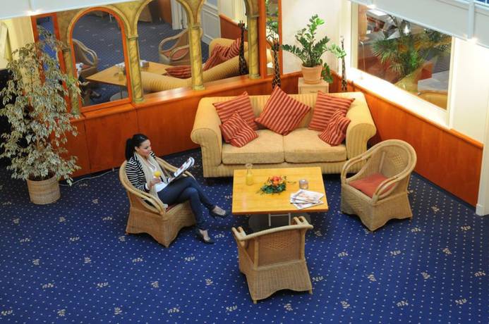 Imagen de los interiores del Hotel Timmendorfer Strand. Foto 16