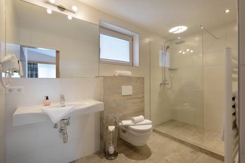 Imagen de la habitación del Hotel Tiroler Stuben. Foto 3