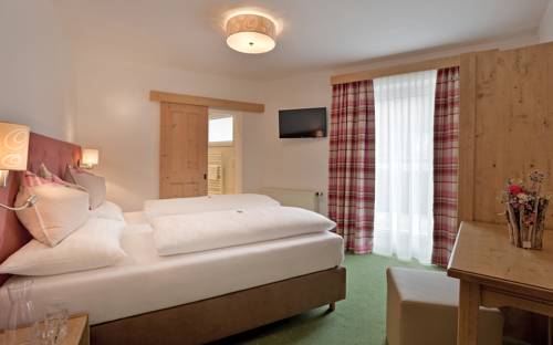 Imagen de la habitación del Hotel Tiroler Stuben. Foto 5