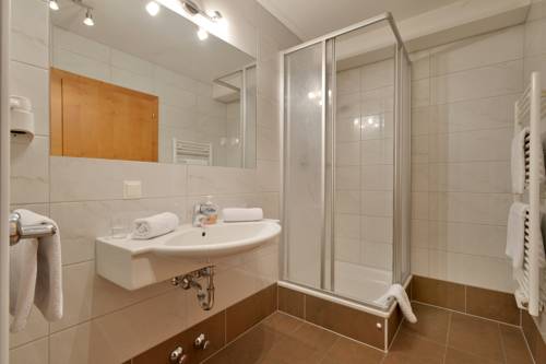 Imagen de la habitación del Hotel Tiroler Stuben. Foto 8