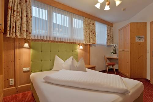 Imagen de la habitación del Hotel Tiroler Stuben. Foto 9