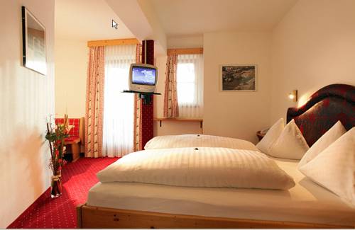 Imagen de la habitación del Hotel Tiroler Stuben. Foto 12