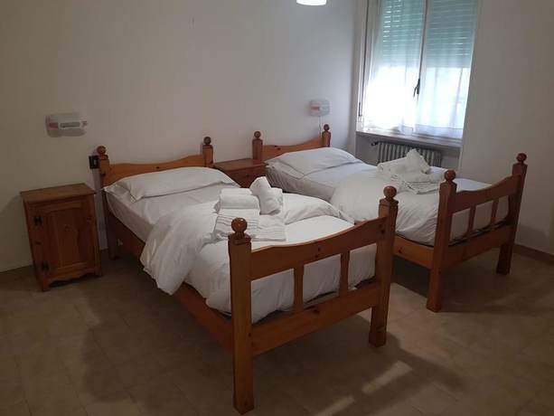 Imagen de la habitación del Hotel Topazio. Foto 7