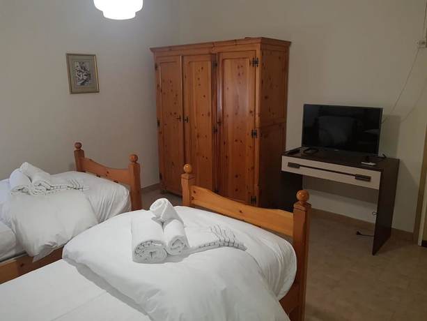 Imagen de la habitación del Hotel Topazio. Foto 9