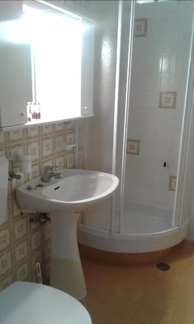 Imagen de la habitación del Hotel Topazio. Foto 12