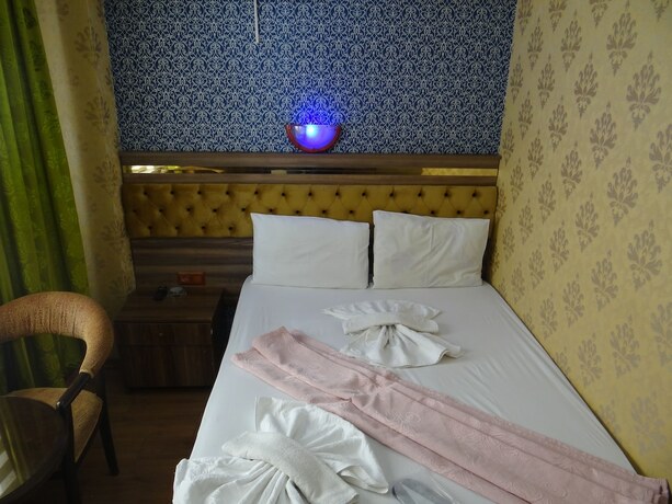 Imagen de la habitación del Hotel Torun. Foto 12